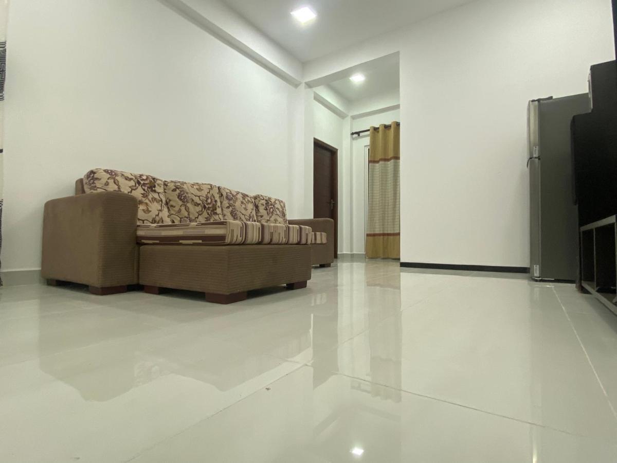 Apartment Near Colombo Airport Катунаяка Экстерьер фото