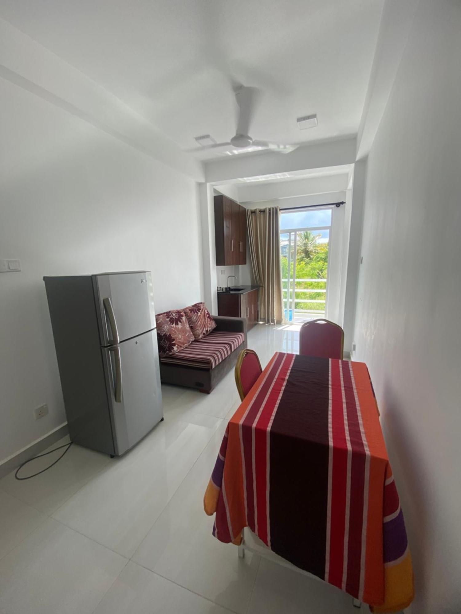 Apartment Near Colombo Airport Катунаяка Экстерьер фото
