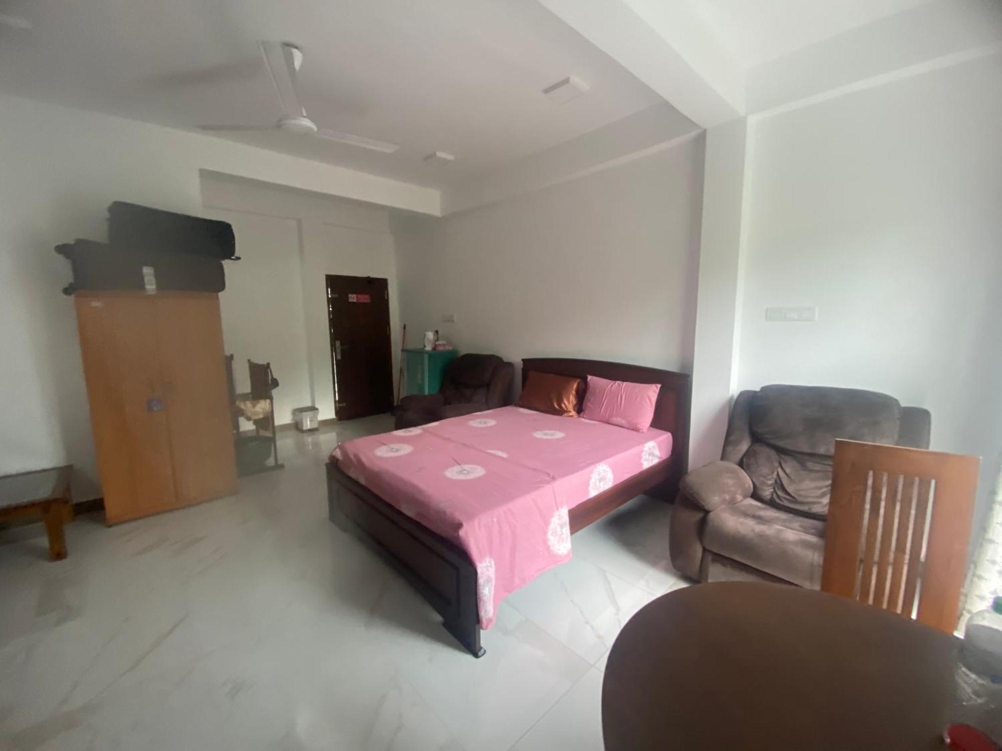 Apartment Near Colombo Airport Катунаяка Экстерьер фото
