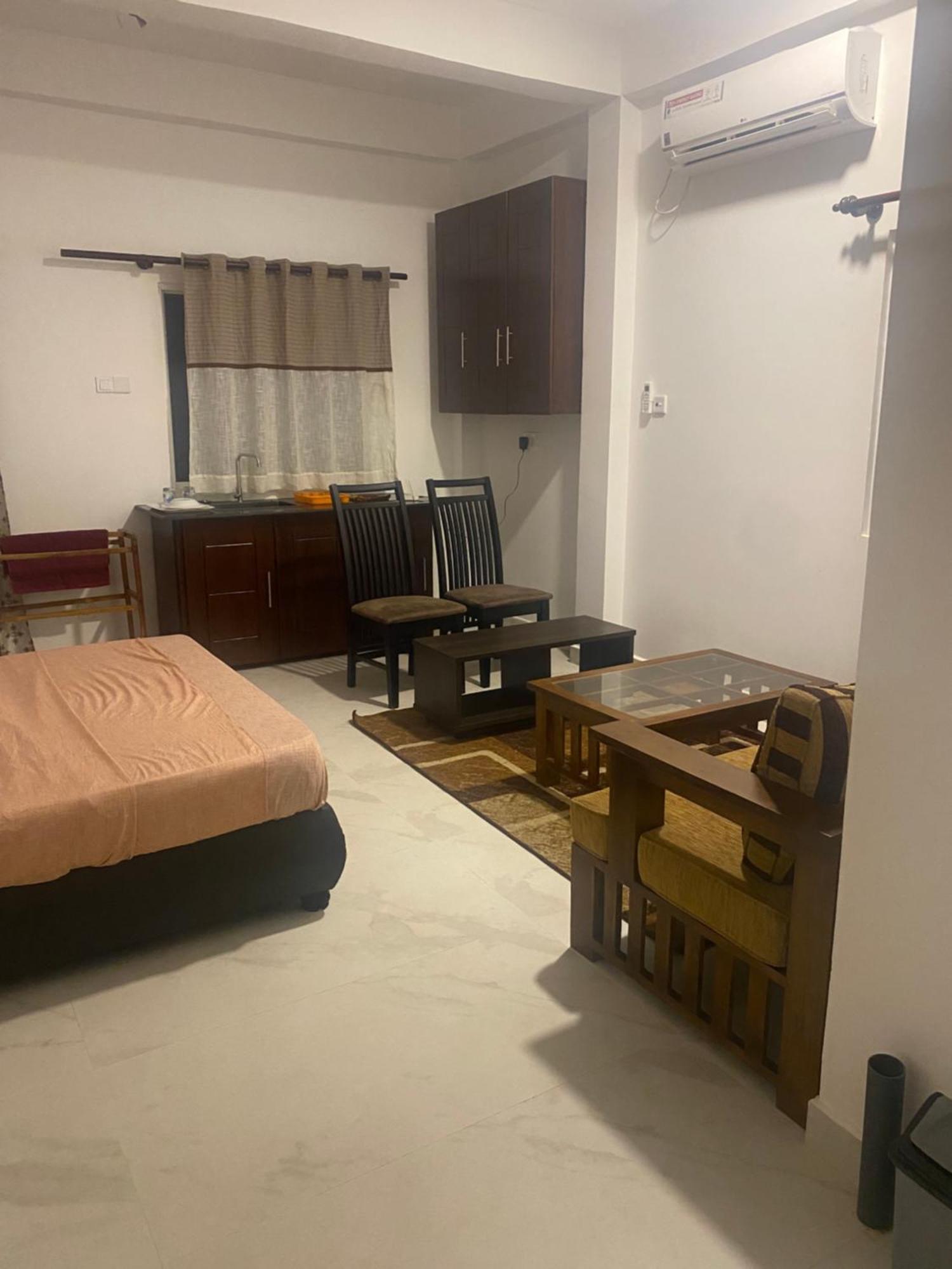 Apartment Near Colombo Airport Катунаяка Экстерьер фото